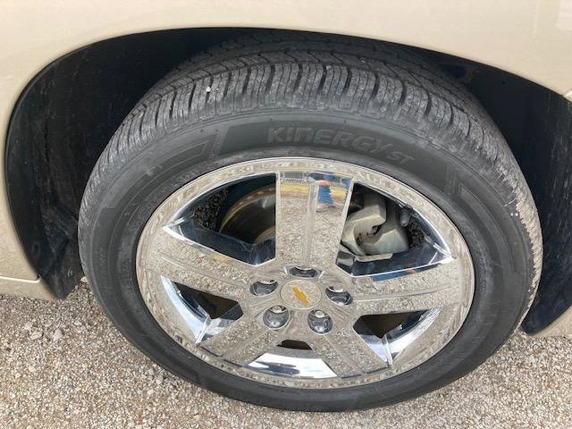 Used 2009 Chevrolet HHR LT w/ LT Preferred Equipment Group image 37