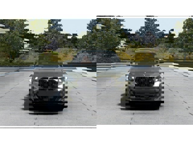 New 2027 BMW X6 M60i image 3