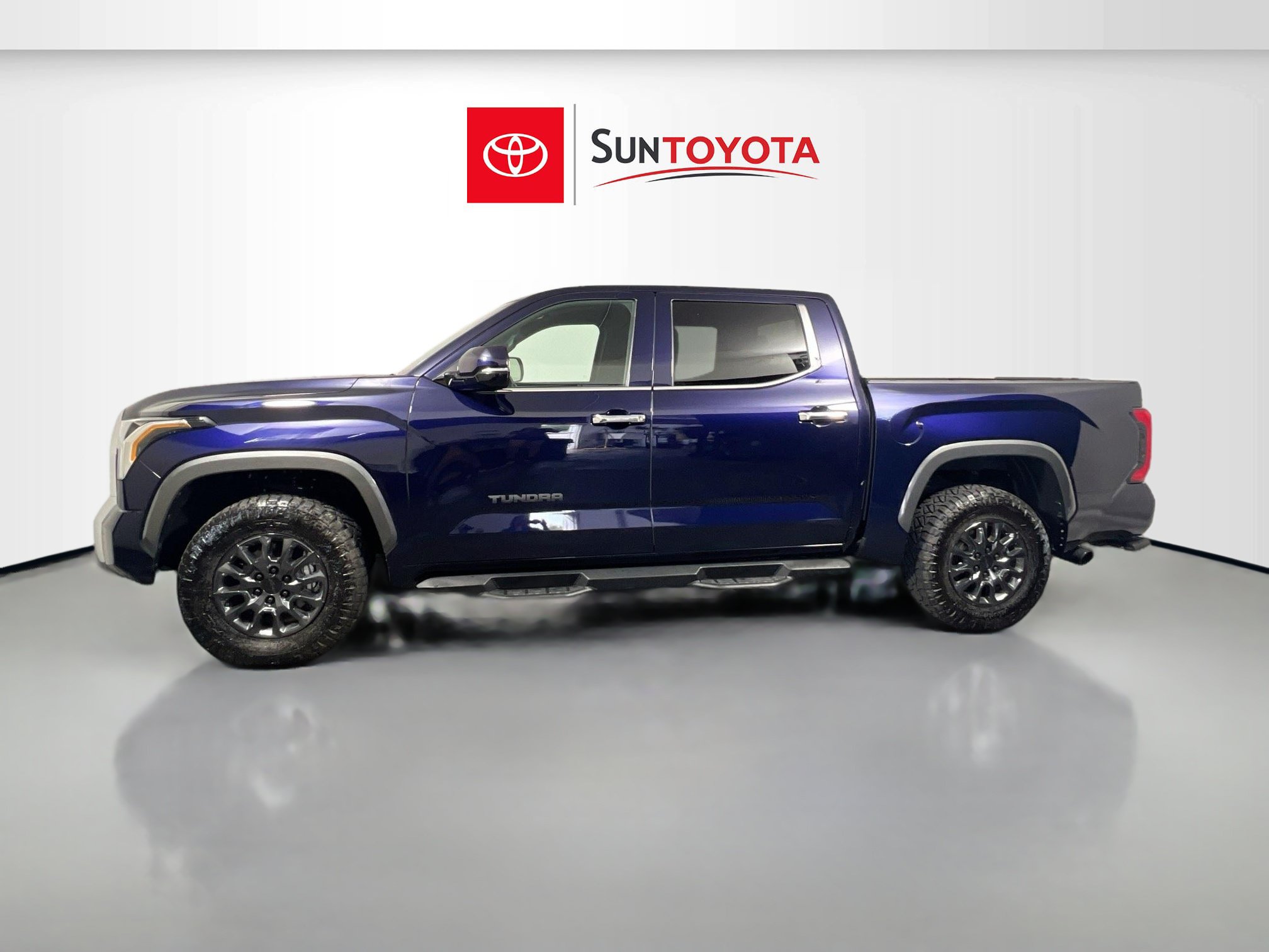 Used 2026 Toyota Tundra Limited AWD/4WD image 7