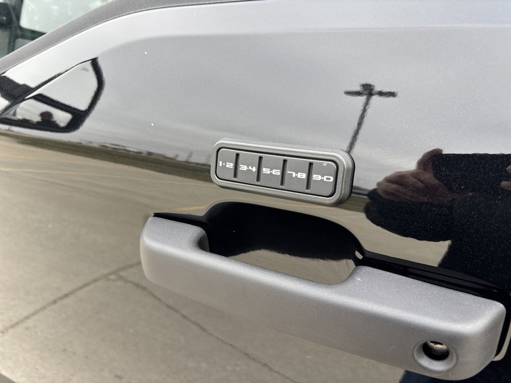 New 2026 Ford F250 XL w/ XL Chrome Package image 10