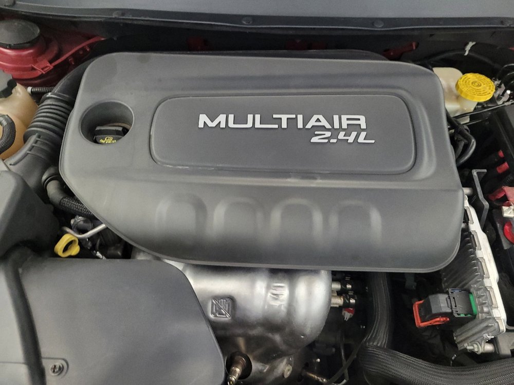 Used 2016 Jeep Cherokee Limited image 30