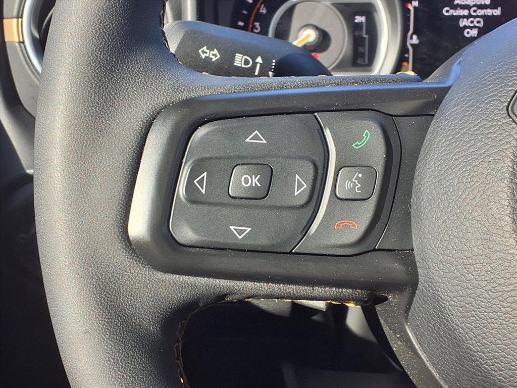 Used 2024 Jeep Gladiator Sport image 15