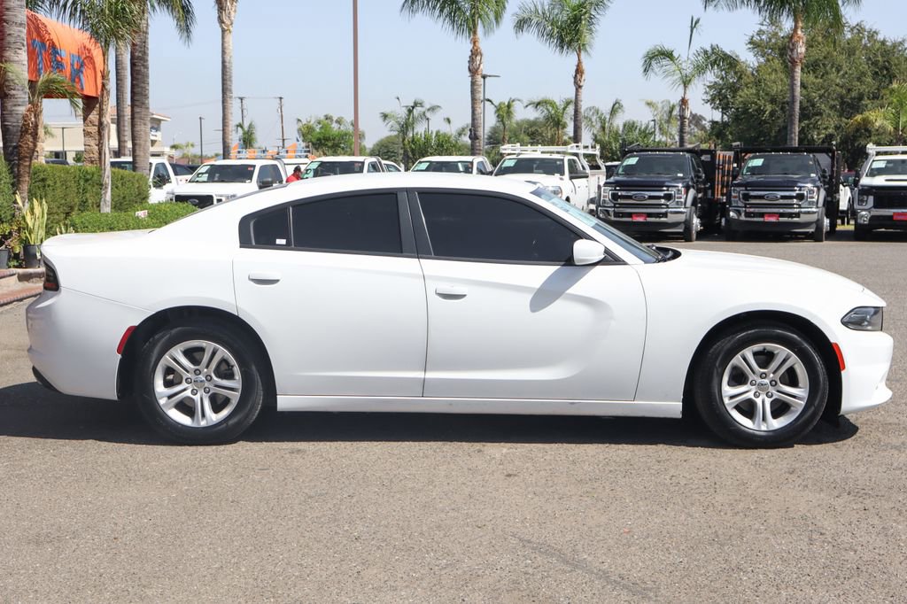 Used 2019 Dodge Charger SXT image 10