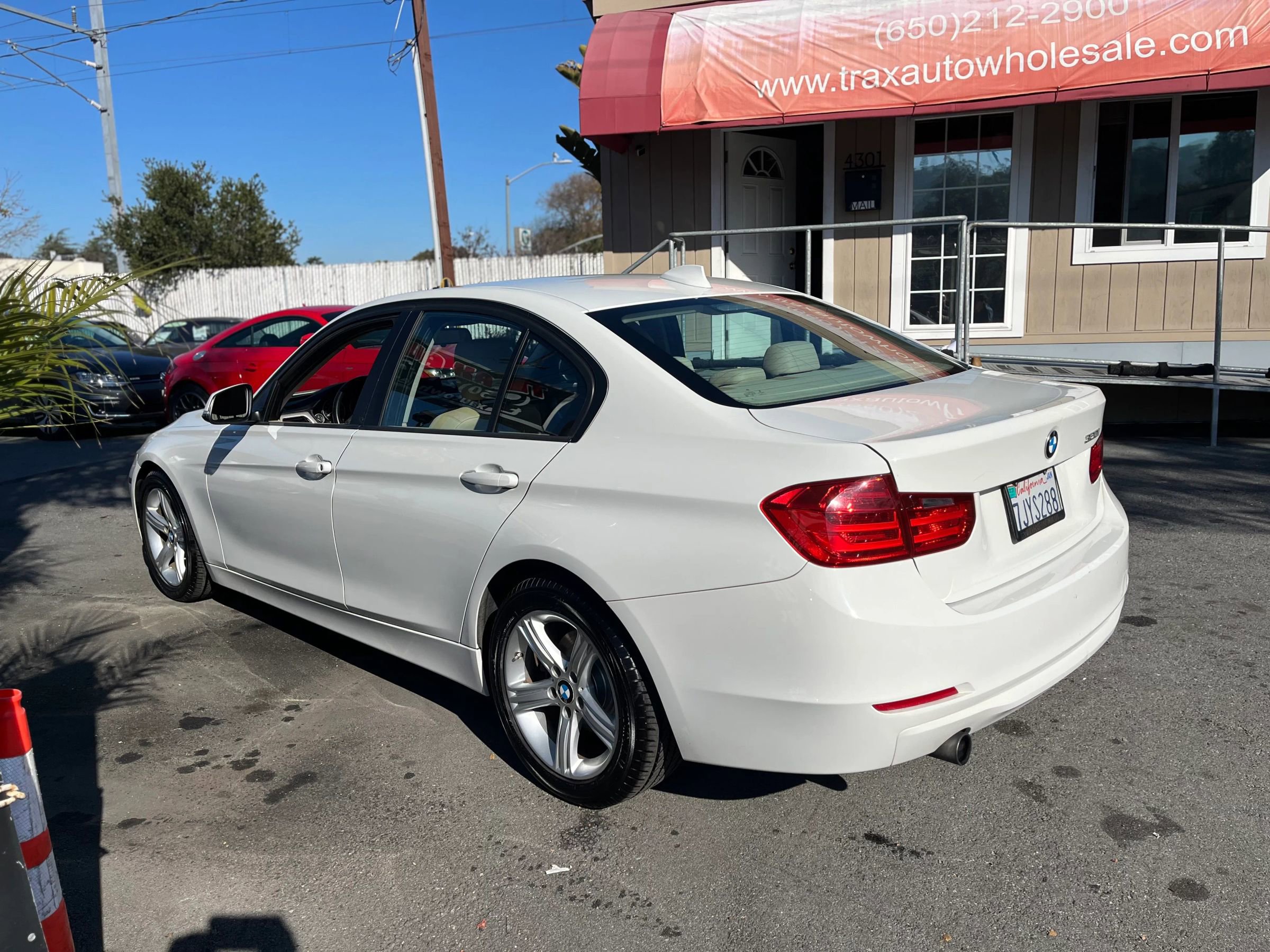 Used 2015 BMW 320i Sedan image 5