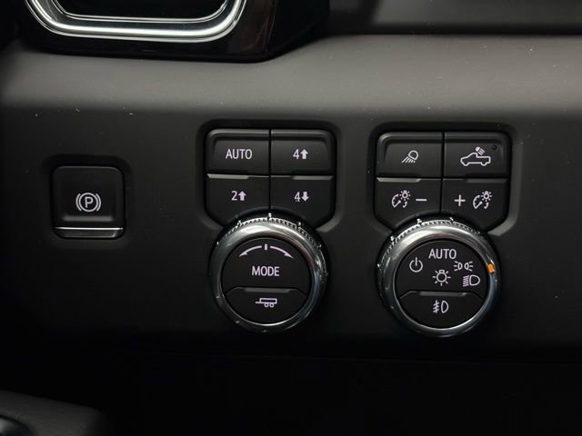 New 2026 GMC Sierra 2500 Denali w/ Denali Reserve Package image 24