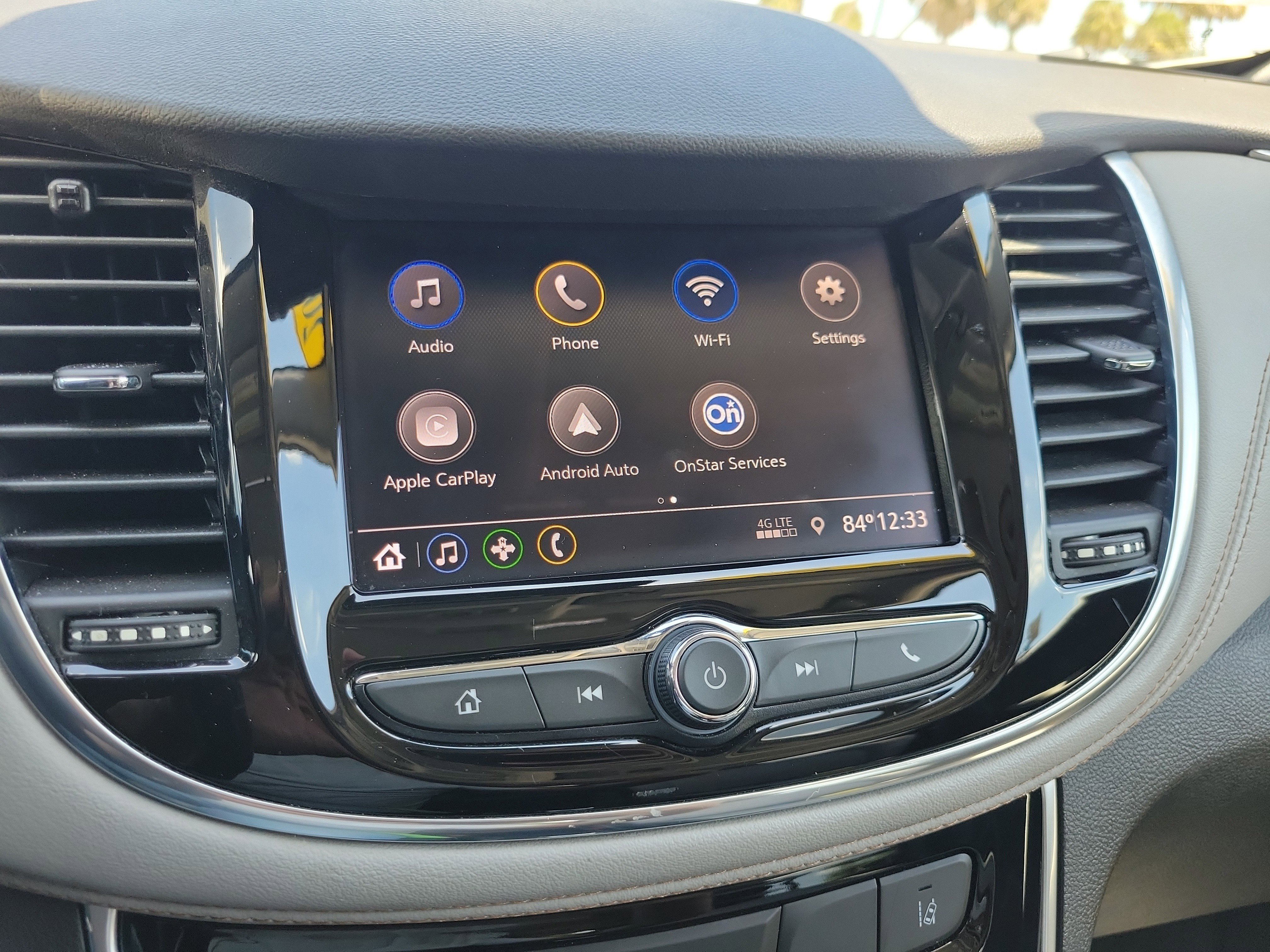 Used 2020 Chevrolet Trax Premier FWD image 21