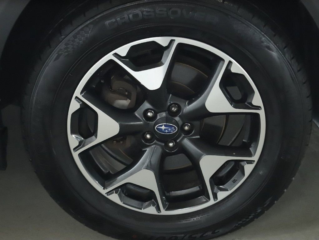 Used 2019 Subaru Crosstrek 2.0i Premium w/ Moonroof Package image 10