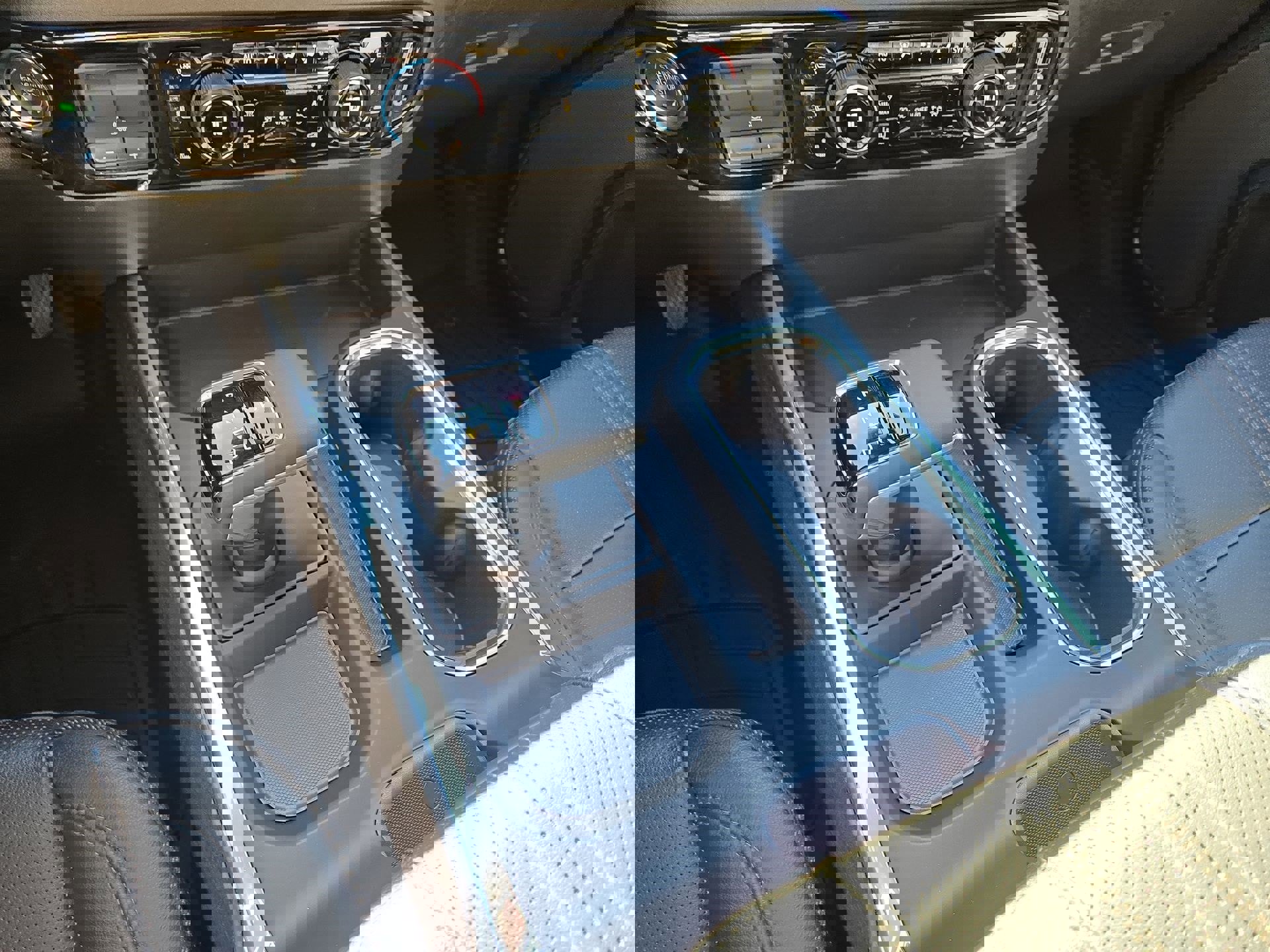 Used 2025 Chevrolet Silverado 1500 High Country w/ Technology Package image 22