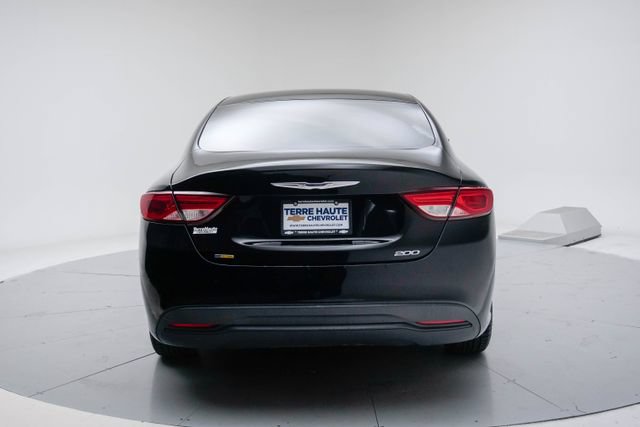 Used 2016 Chrysler 200 LX FWD image 5