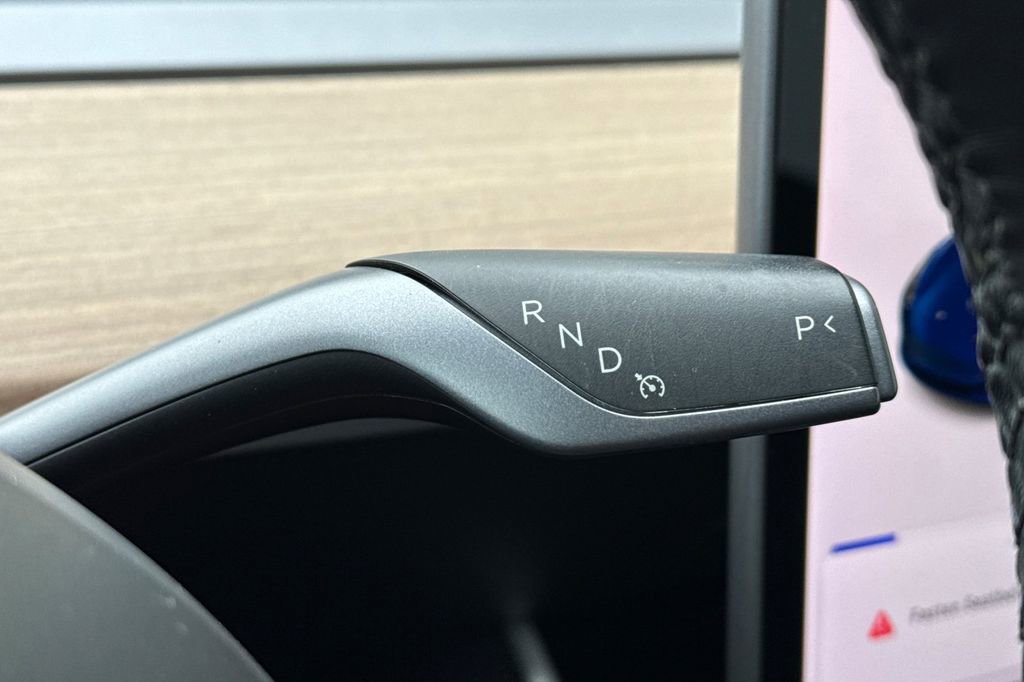 Used 2018 Tesla Model 3 Long Range RWD image 21