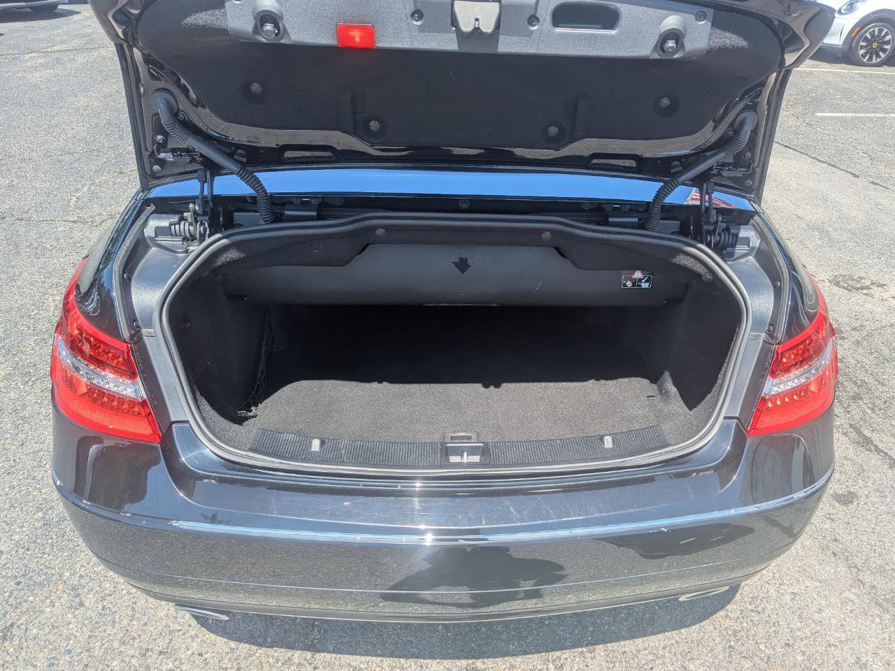 Used 2012 Mercedes-Benz E 350 Cabriolet image 31