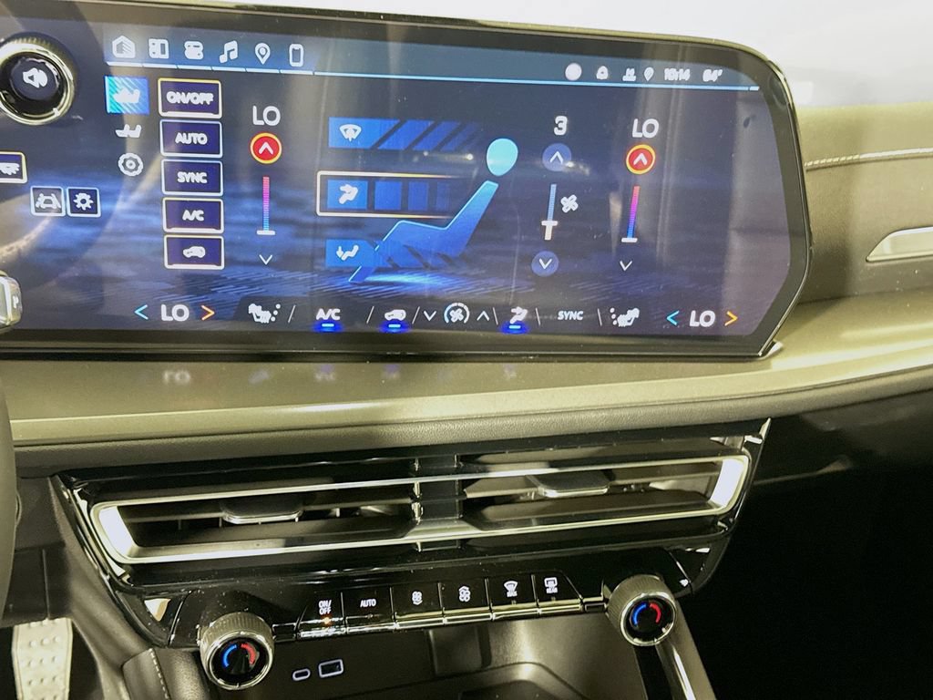 New 2026 Chevrolet Traverse LT w/ Enhanced Driving Package FWD image 10