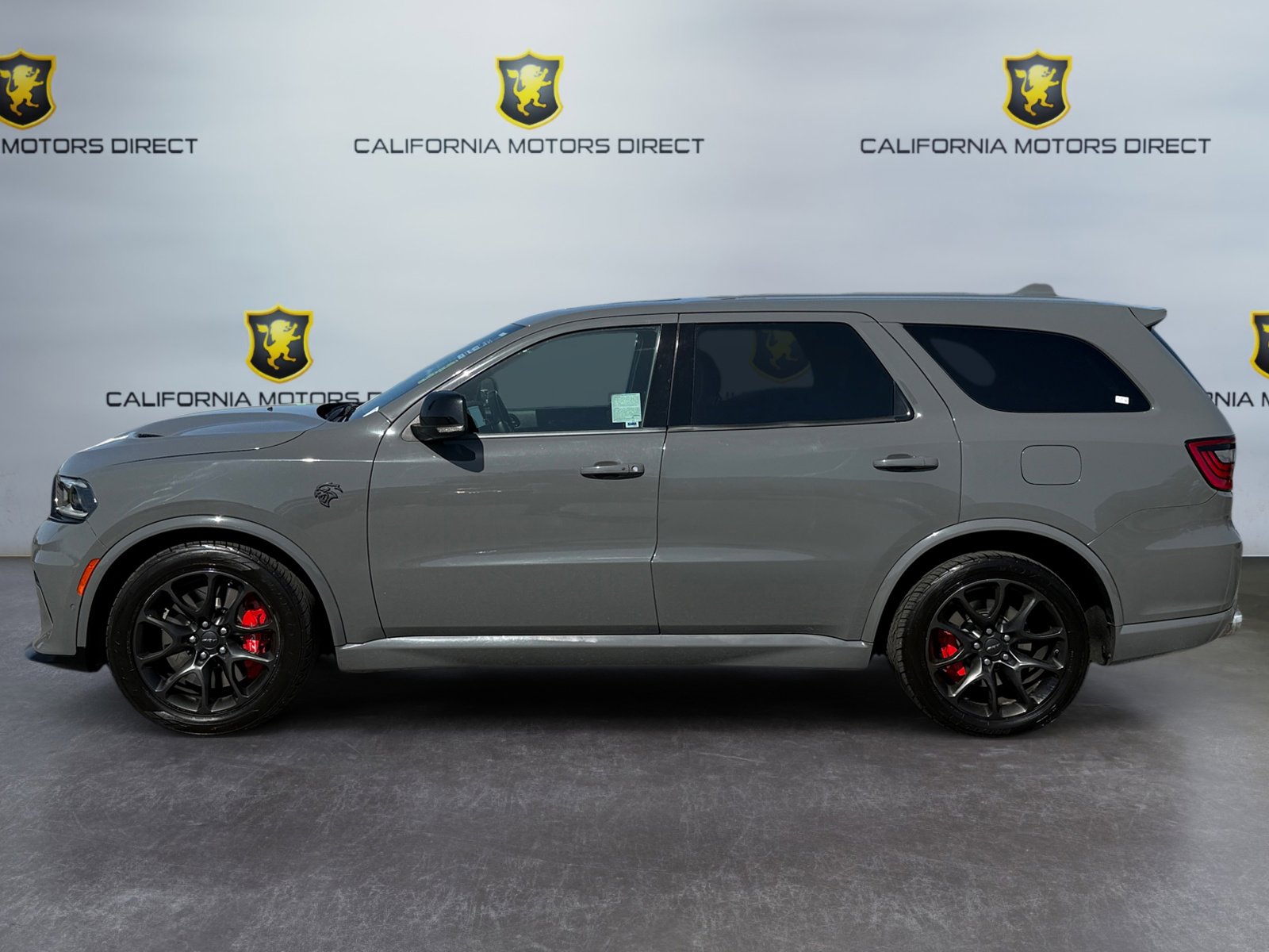 Used 2021 Dodge Durango SRT Hellcat w/ Technology Group AWD/4WD image 2