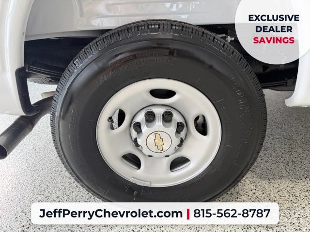 New 2026 Chevrolet Express 2500 Extended w/ Driver Convenience Package RWD image 28