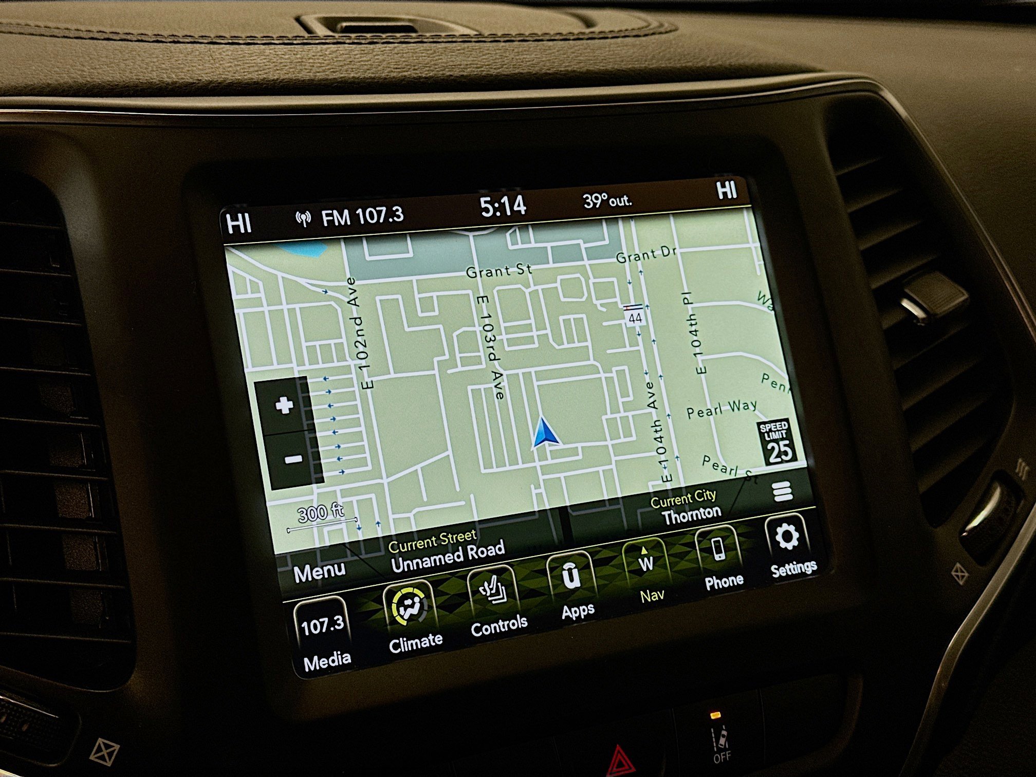 Used 2023 Jeep Cherokee Altitude Lux image 22