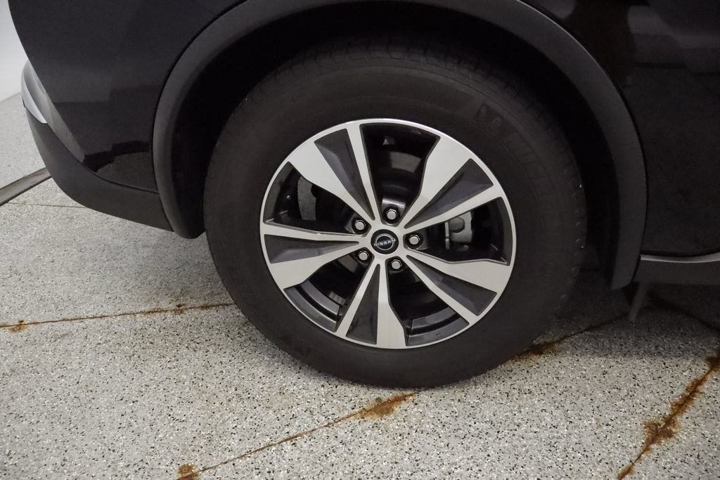 Used 2023 Nissan Murano SV AWD/4WD image 6