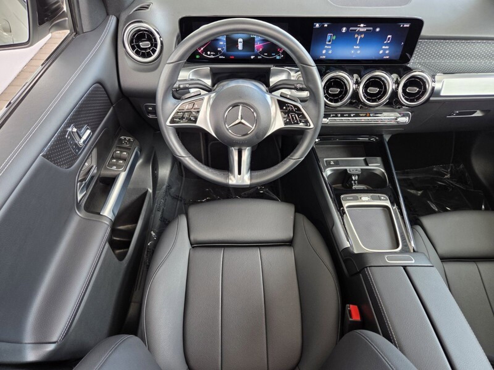 Certified 2026 Mercedes-Benz GLB 250 image 16