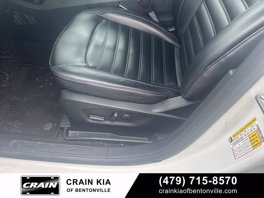 Used 2020 Ford Edge SEL w/ Convenience Package FWD image 12