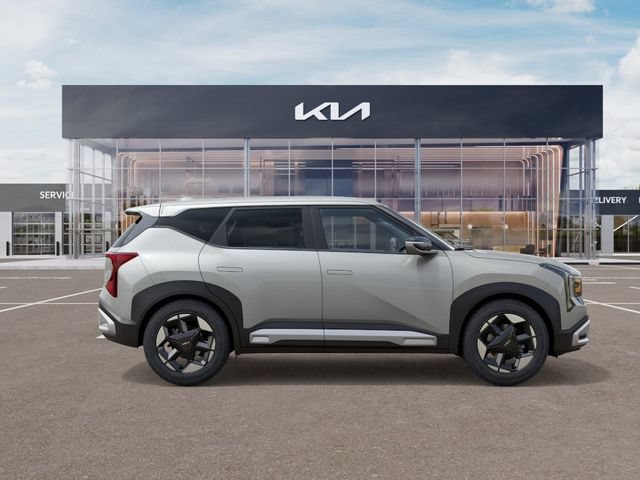 New 2027 Kia Seltos S FWD image 7