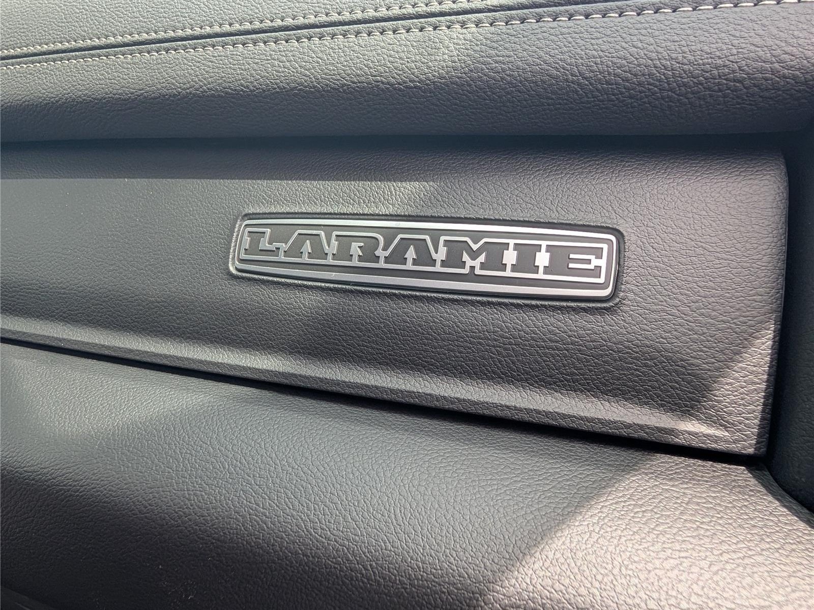 New 2026 RAM 2500 Laramie AWD/4WD image 9