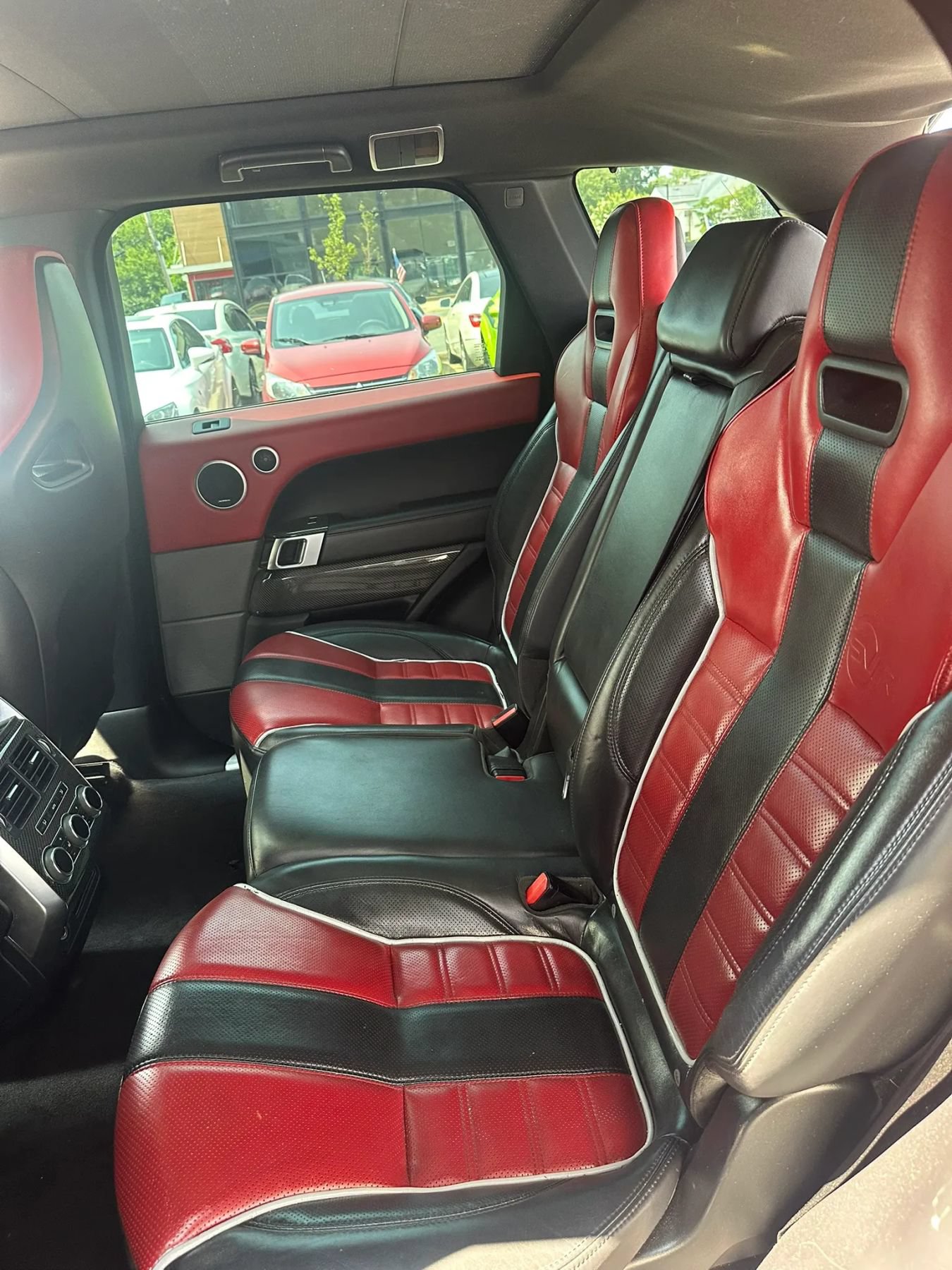Used 2015 Land Rover Range Rover Sport SVR AWD/4WD image 15
