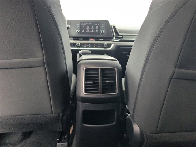 Used 2023 Kia Sportage LX image 29