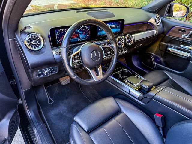 Used 2021 Mercedes-Benz GLB 250 w/ Premium Package image 25
