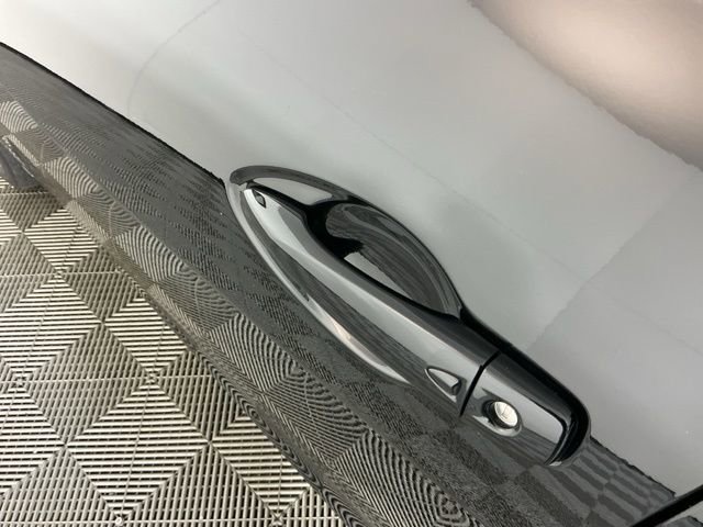 Used 2019 Nissan Maxima SR image 11