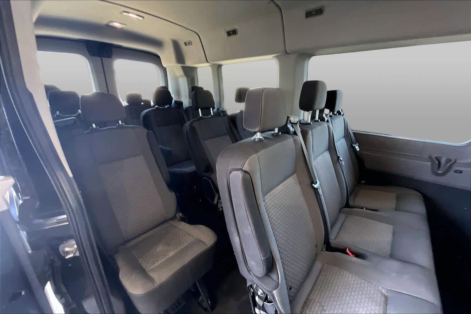 Used 2024 Ford Transit 350 XLT RWD image 19