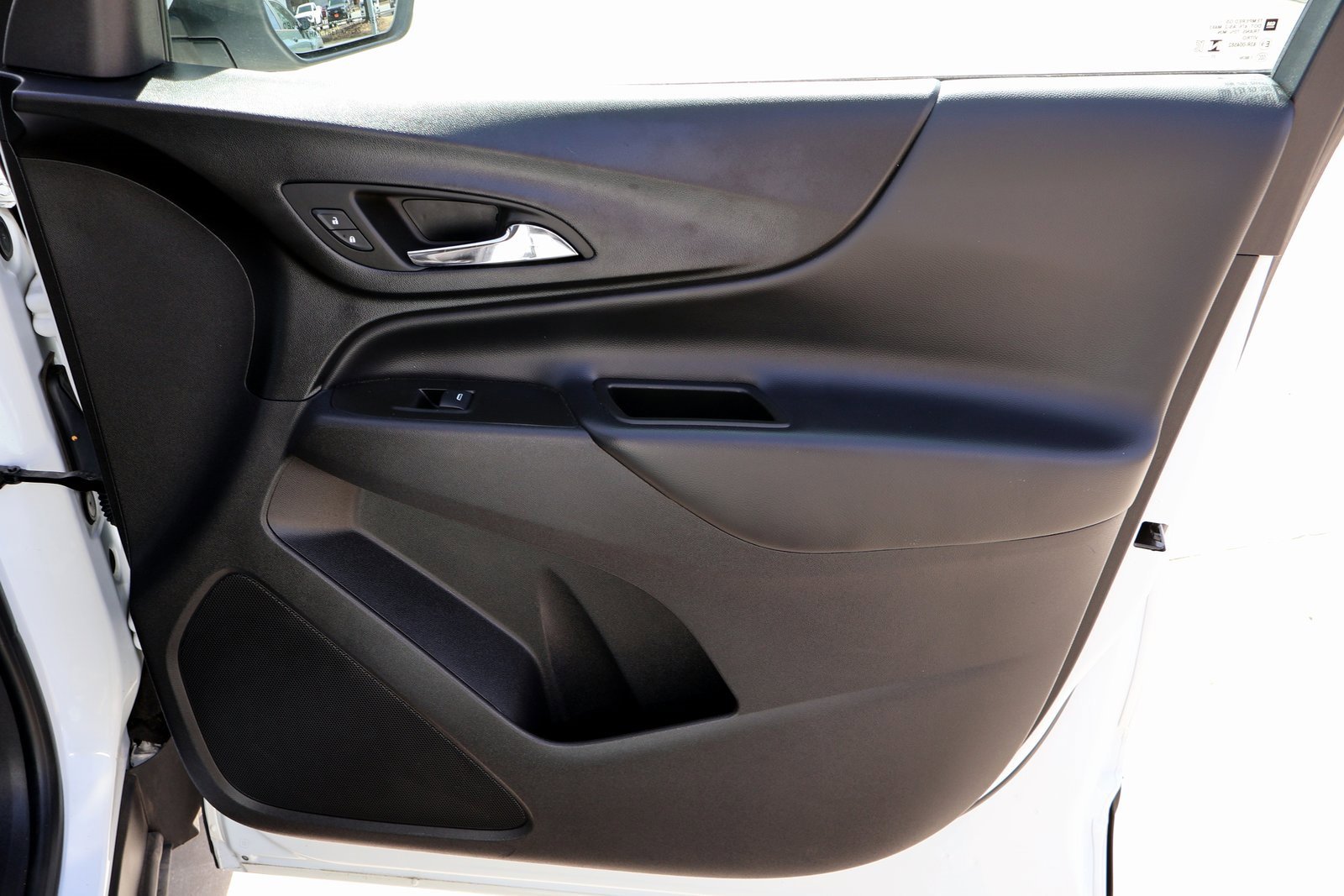 Used 2024 Chevrolet Equinox LT image 11