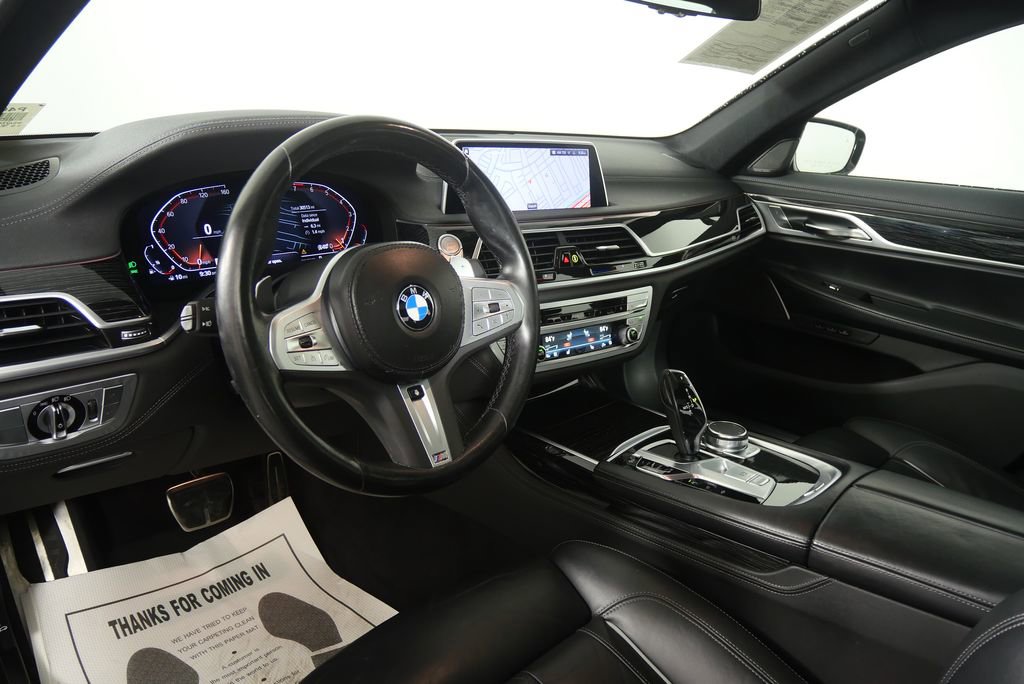 Used 2022 BMW 740i xDrive w/ M Sport Package image 13