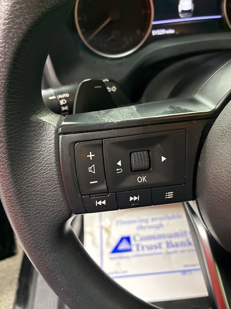 Used 2024 Nissan Rogue S image 13