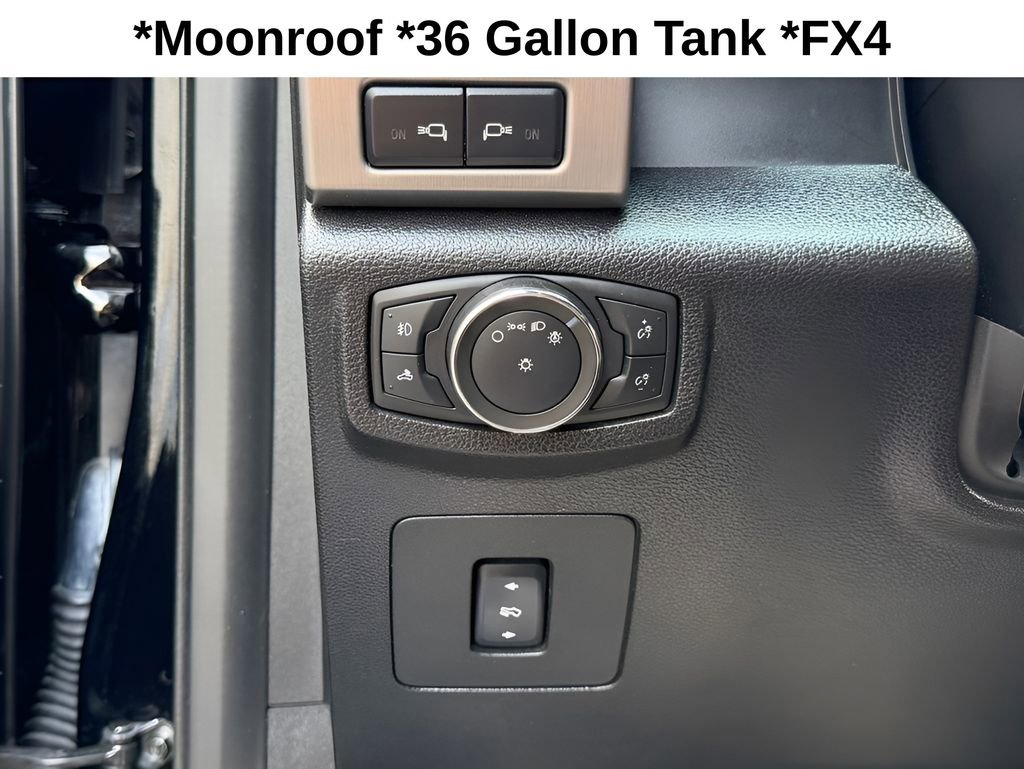 Used 2017 Ford F150 Platinum w/ Equipment Group 701A Luxury image 39