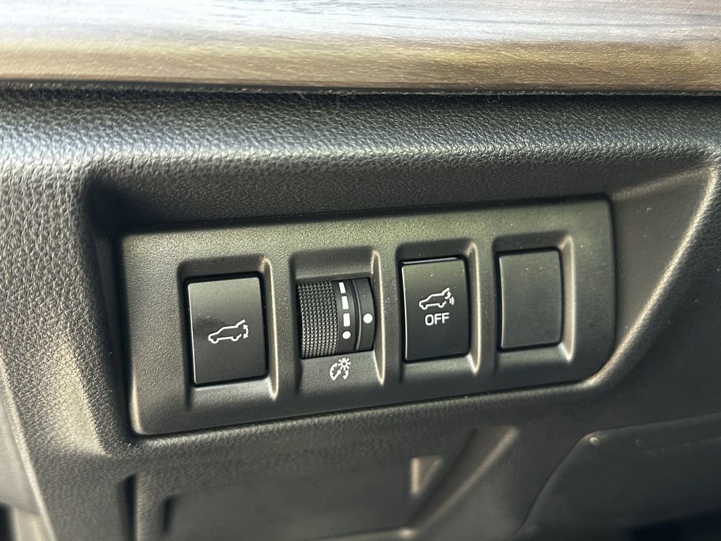 Used 2024 Subaru Outback Touring AWD/4WD image 36