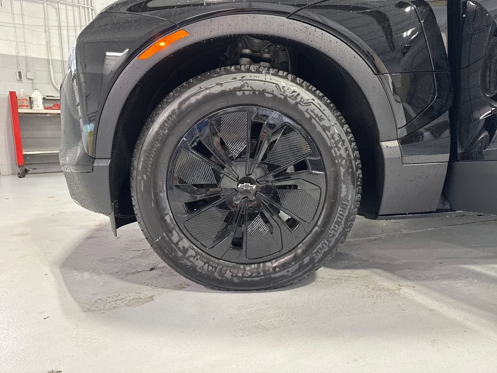 New 2026 Chevrolet Blazer EV LT AWD/4WD image 33