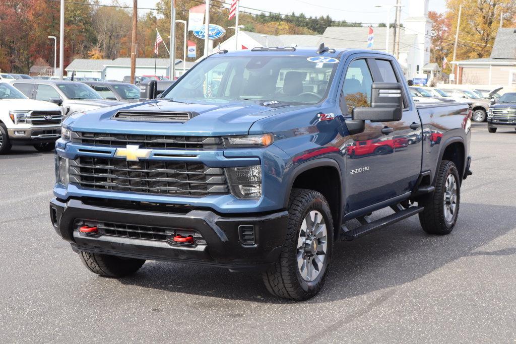 Used 2024 Chevrolet Silverado 2500 Custom w/ Custom Convenience Package AWD/4WD image 13