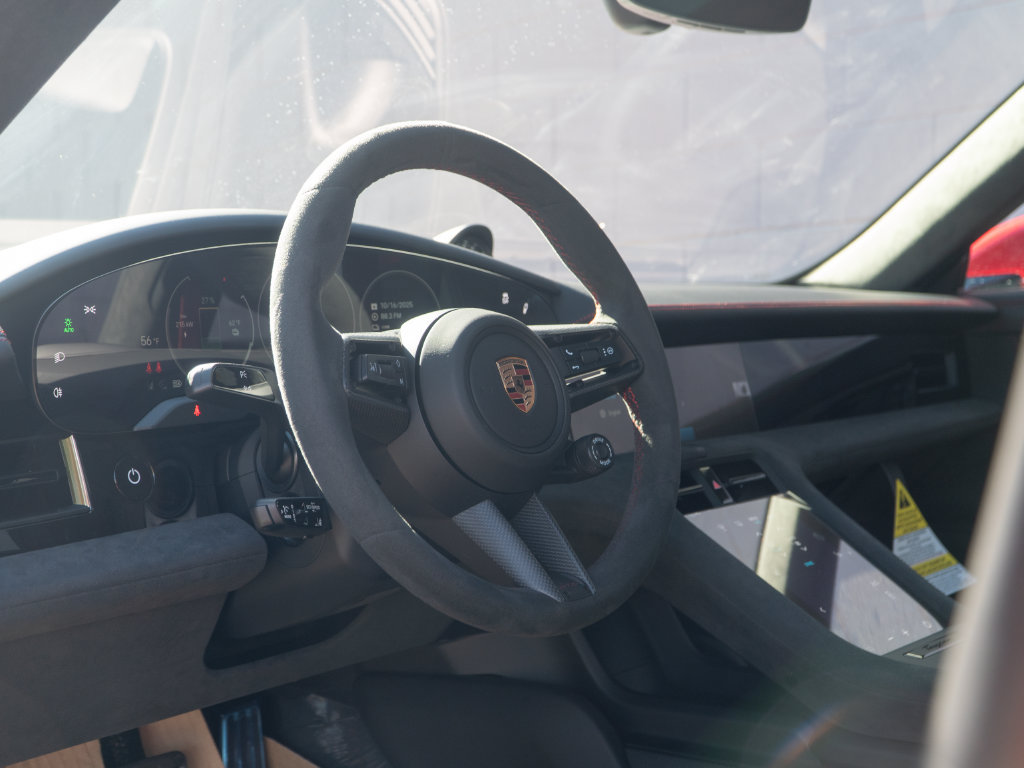 New 2026 Porsche Taycan GTS AWD/4WD image 4