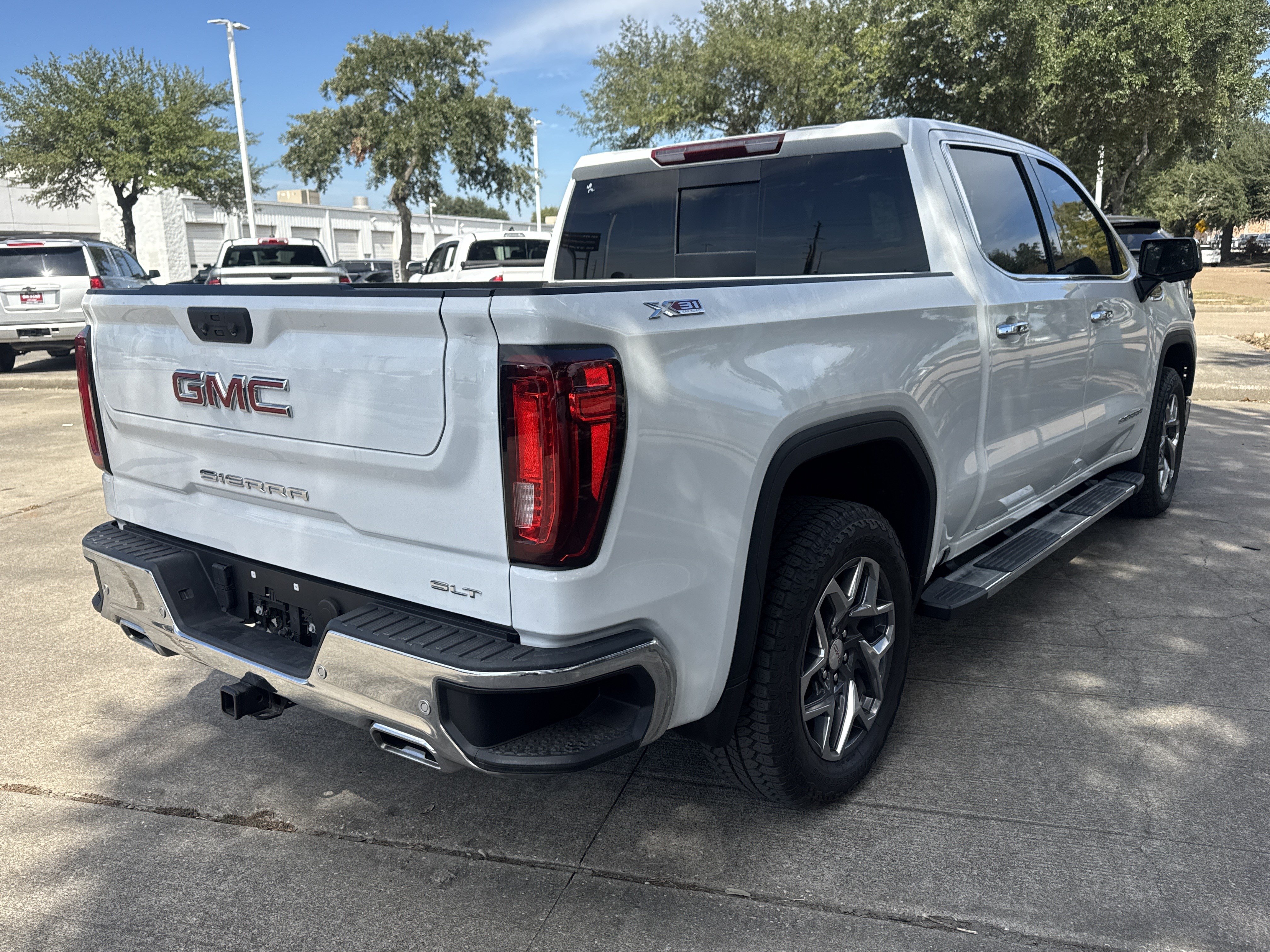 Used 2025 GMC Sierra 1500 SLT w/ SLT Premium Plus Package AWD/4WD image 7