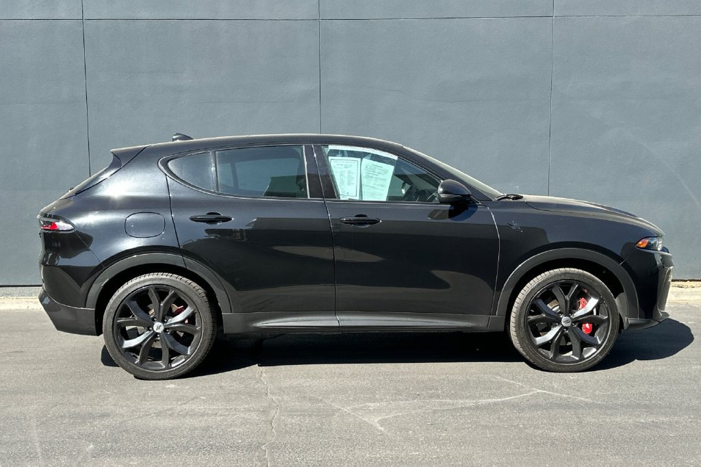 Used 2024 Dodge Hornet R/T Plus AWD/4WD image 3