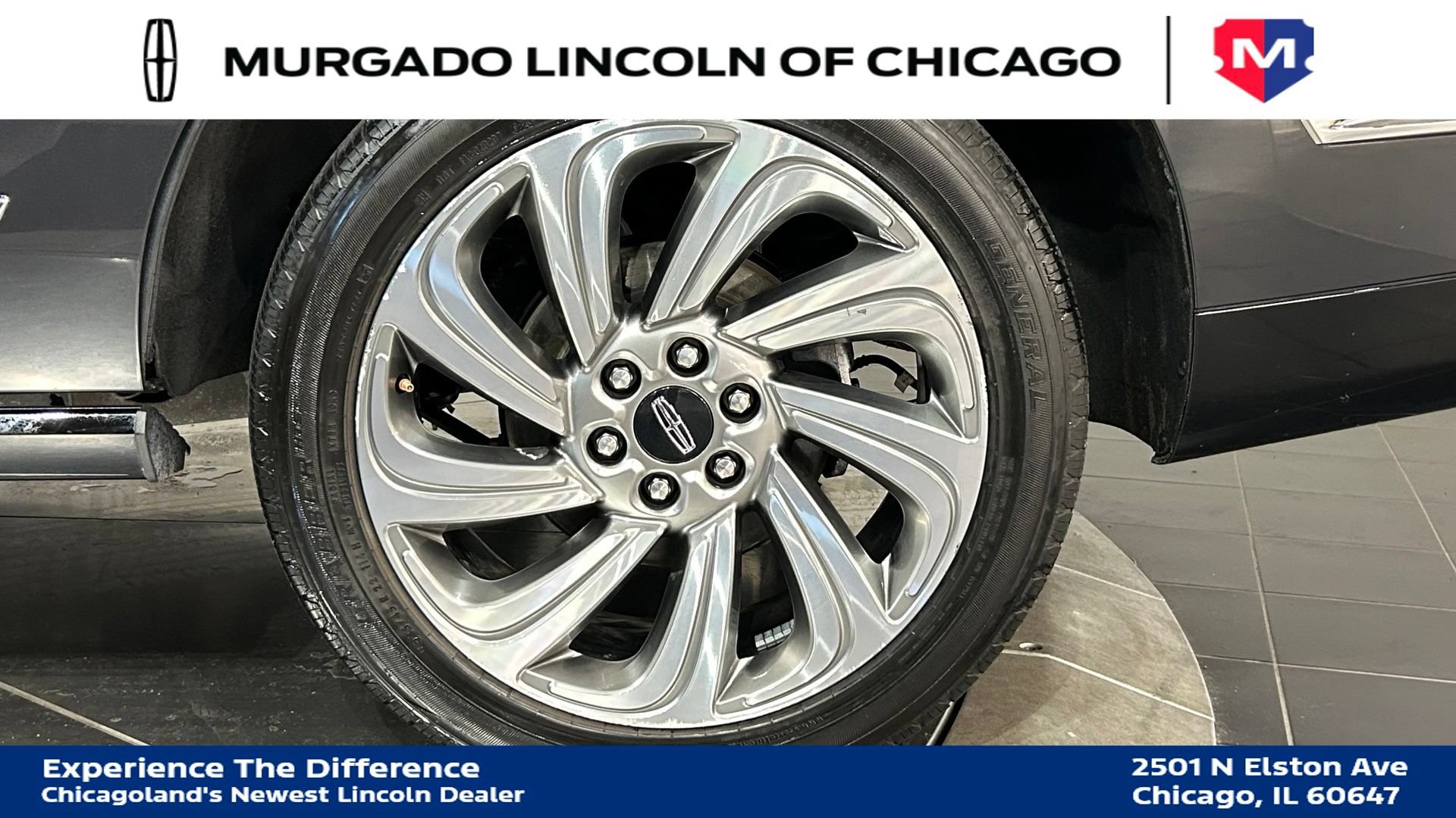 Used 2023 Lincoln Navigator Reserve AWD/4WD image 23