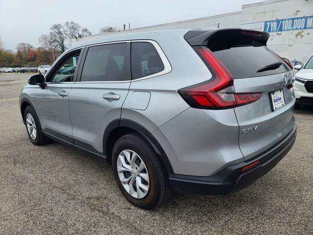 Used 2025 Honda CR-V LX image 3