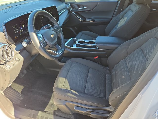 Used 2025 Chevrolet Equinox LT AWD/4WD image 30