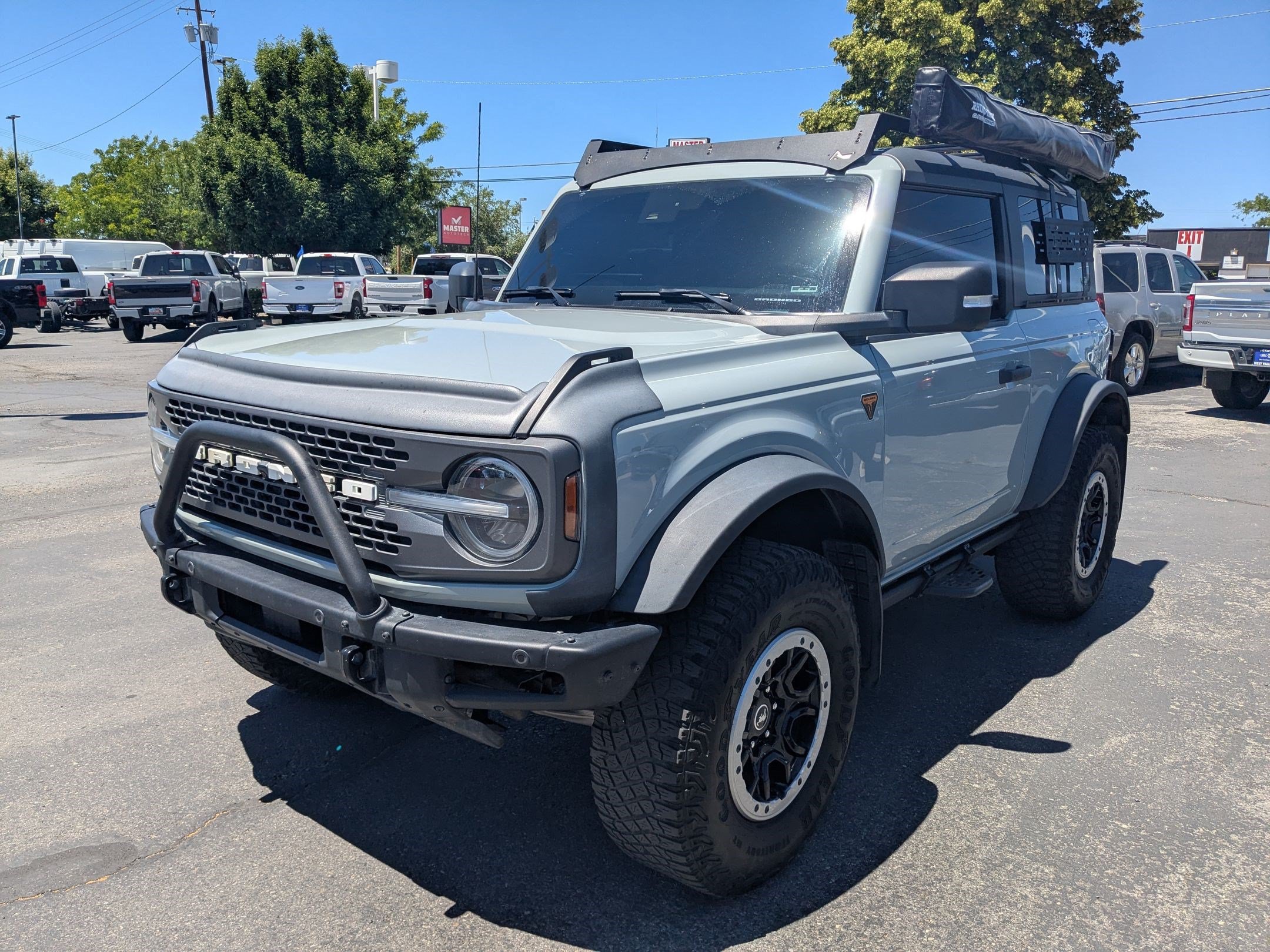 Used 2023 Ford Bronco Badlands w/ Sasquatch Package AWD/4WD image 10