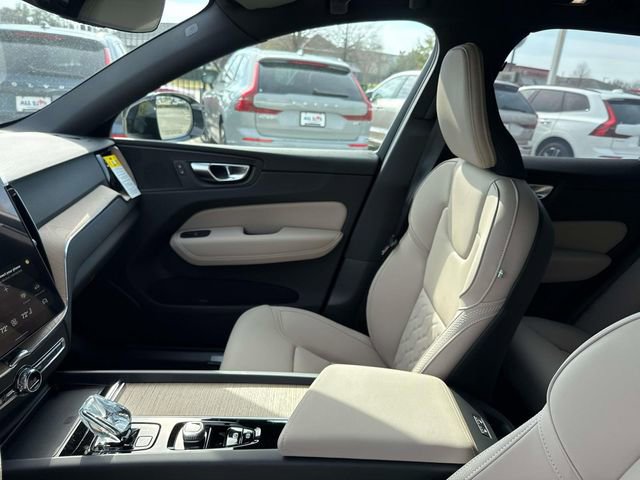 New 2026 Volvo XC60 B5 Plus w/ Protection Package Premier image 18