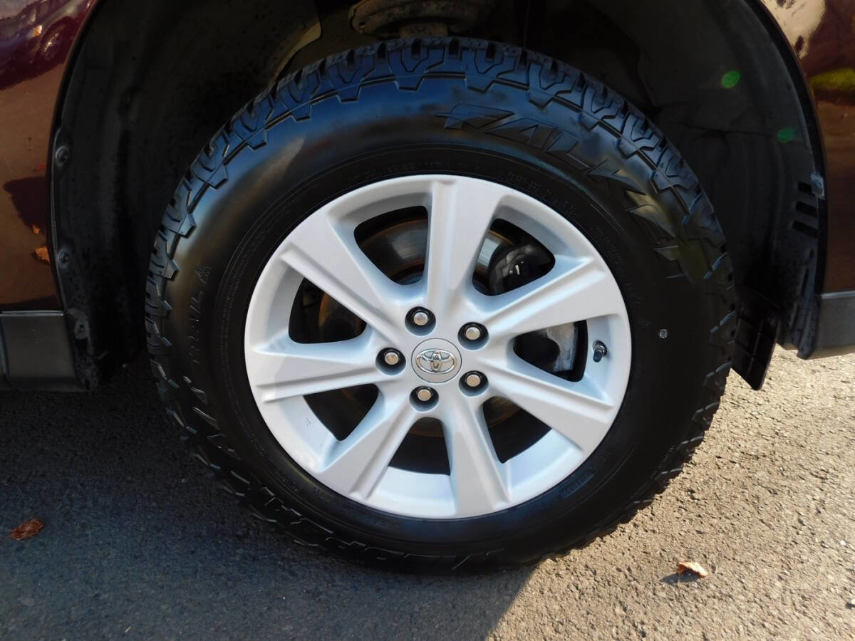 Used 2012 Toyota Highlander SE w/ Tow Pkg AWD/4WD image 26