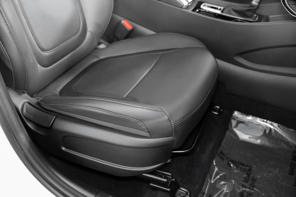 Certified 2024 Hyundai Tucson SEL w/ Convenience Package FWD image 25