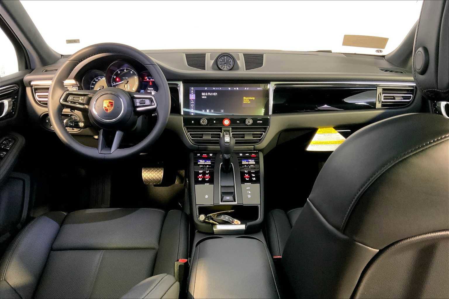 New 2026 Porsche Macan image 14