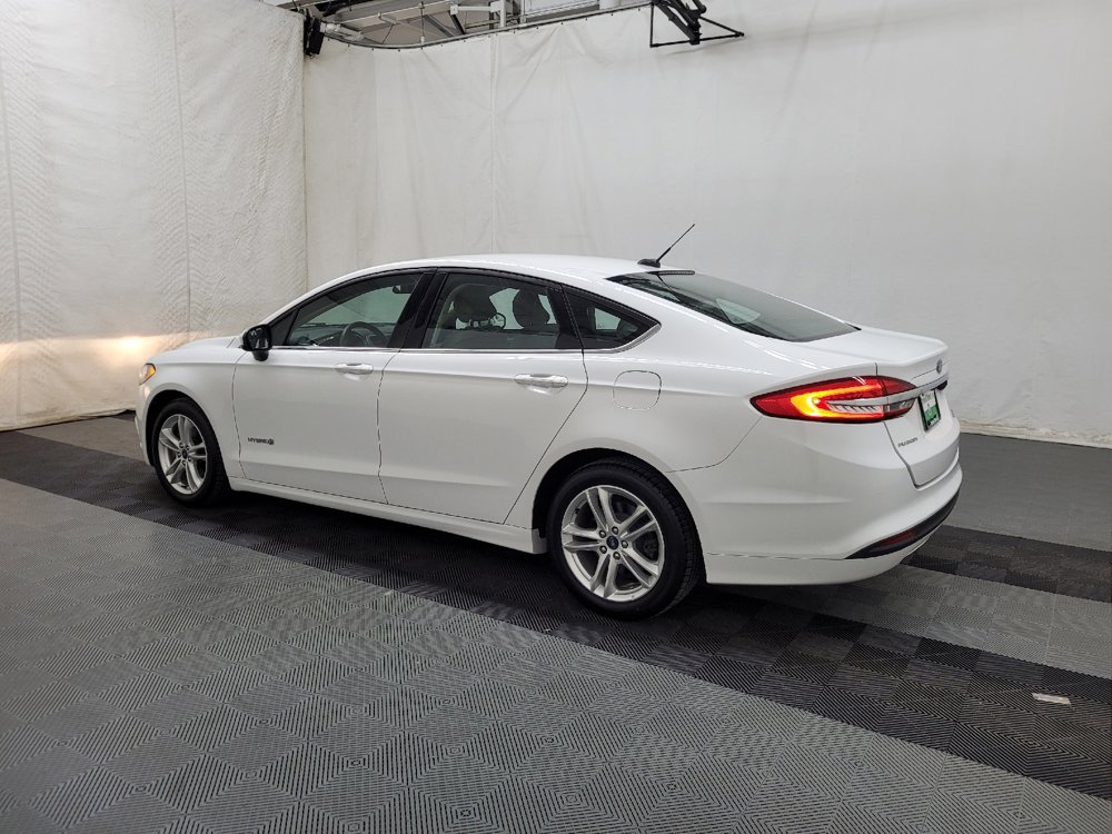 Used 2018 Ford Fusion S image 3