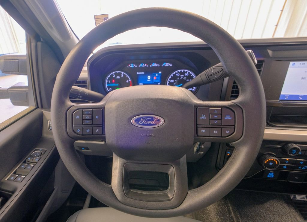 New 2025 Ford F250 XL w/ XL Chrome Package image 34