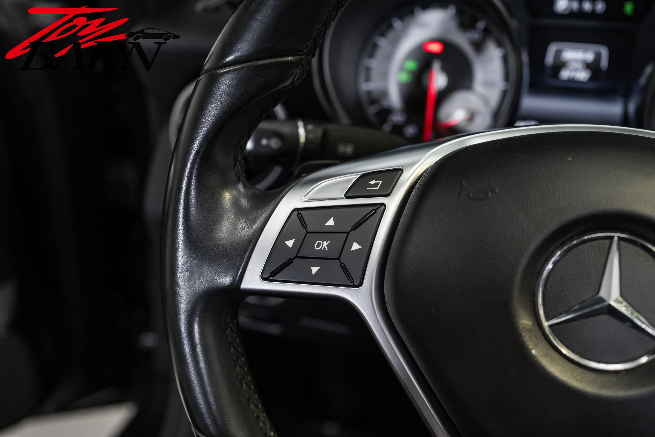 Used 2016 Mercedes-Benz SLK 300 SLK 300 image 37